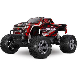 RC model auta Stampede v měřítku 1:10, typu Monster Truck. Pohání jej výkonný střídavý motor s regulátorem BL-2S. Model jezdí až 64 km/h! Obsahuje bezsponkovou karoserii, komponenty pro vysokou odolnost - Extreme Heavy Duty a náhon 2WD. RC...