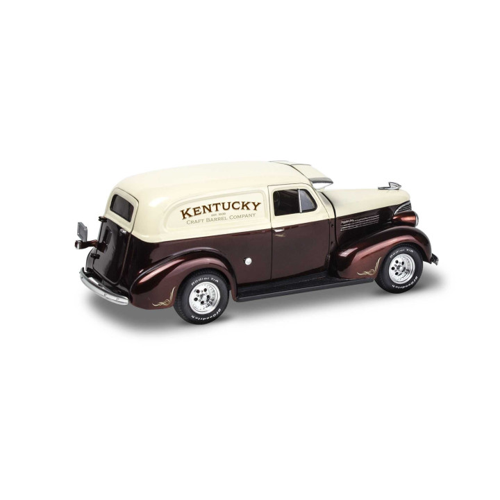 Plastic ModelKit MONOGRAM auto 4529 - 1939 Chevy Sedan Delivery (1:24)