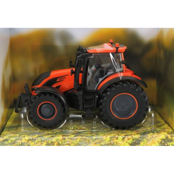 BRITAINS VALTRA T254 TRACTOR 2018 - ORANGE MET BLACK 1/32