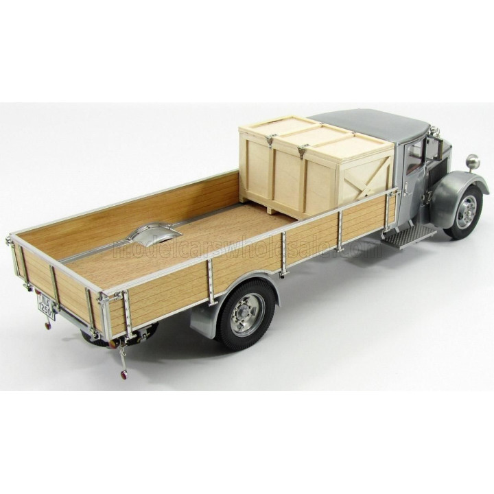 CMC MERCEDES BENZ LO2750 PLATFORM TRUCK WITH WOODEN BOX CAR TRANSPORTER 1936 - GREY WOOD 1/18