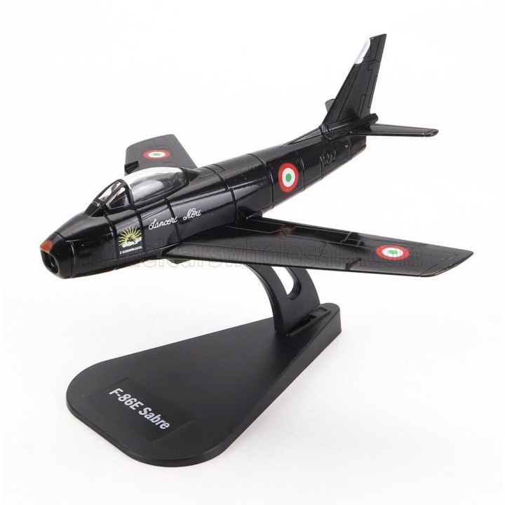 ITALERI NORTH AMERICAN F-86E SABRE MILITARY AIRPLANE 1961 - BLACK 1/100