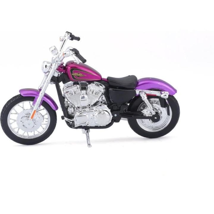 Maisto Harley-Davidson XL1200V Seventy-Two 2013 1:18