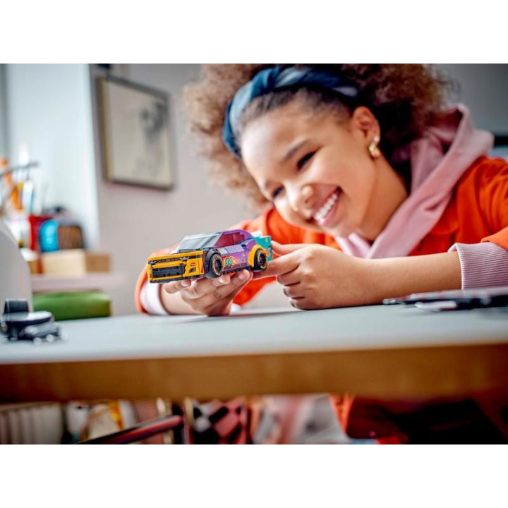 LEGO Speed Champions - NASCAR® Next Gen Chevrolet Camaro ZL1