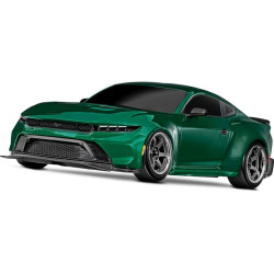 RC model auta Traxxas 4-Tec Drift Ford Mustang v měřítku 1:10 je speciálně upravený pro driftování. Obsahuje nové zavěšení s vysokým úhlem zatáčení, nový stejnosměrný motor, funkci ruční brzdy, bezsponkovou karoserii a upravenou stabilizaci TSM...