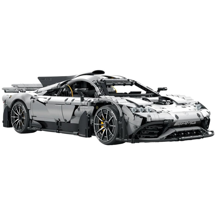 AMG One - stavebnice z kostek