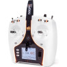 Vysílač Spektrum NX7e+ DSMX se 14 kanály je určen pro začínající i pokročilé piloty. Nabízí moderní technologii DSMX®, exkluzivní software Spektrum AirWare™ a mnoho dalších funkcí. Má barevný displej, LiIon baterii, kompatibilitu Smart, port USB a Micro SD. Nové funkce nastavení.