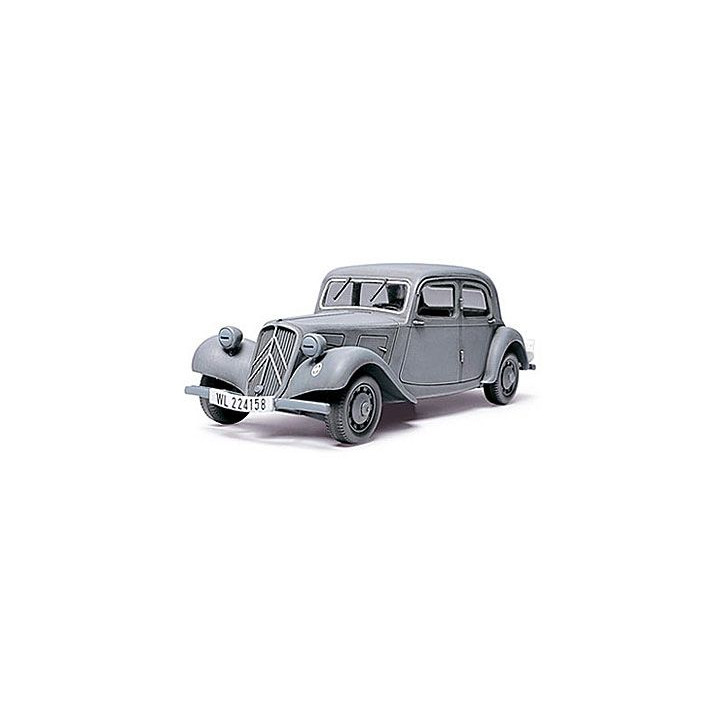 Tamiya 32517 Citroën Traction 11CV Staff Car 1/48