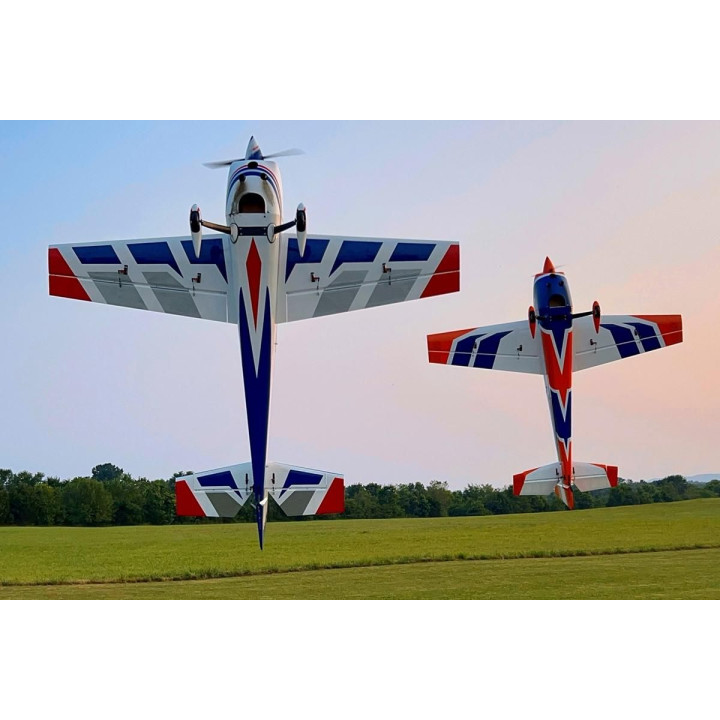 104" Extra 260 - Oranžová/Modrá 2,64m