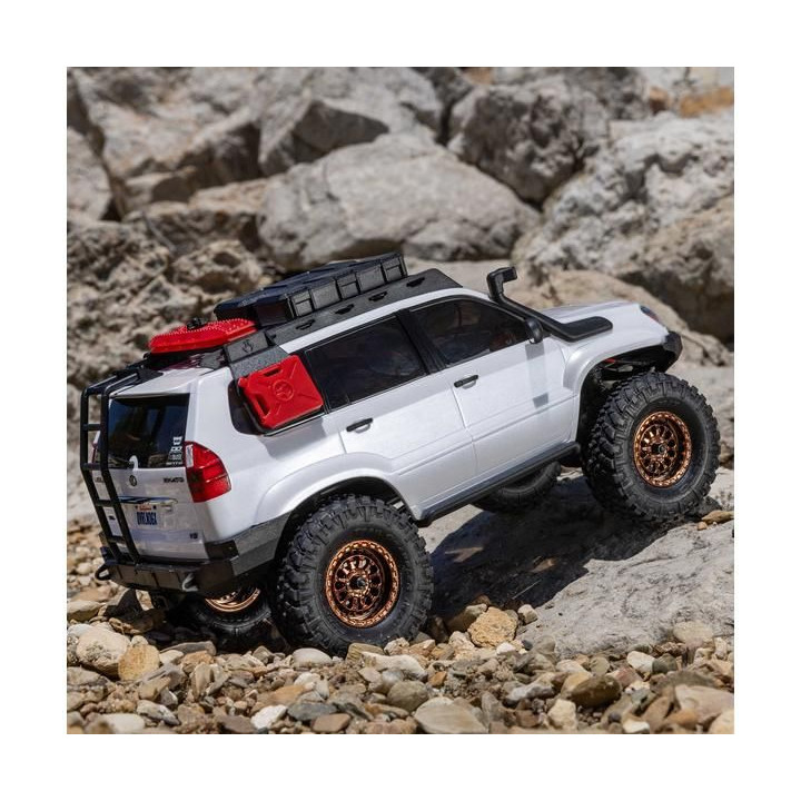 Axial SCX24 Lexus GX 470 1:24 4WD RTR stříbrný