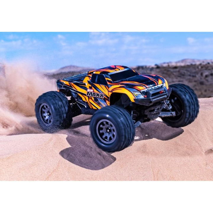 Traxxas Mini Maxx 1:12 BL-2s RTR černý