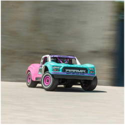 RC model auta Arrma Mojave Grom v měřítku 1:16, s náhonem 4WD, výkonným střídavým motorem a rychlostí až 56 km/h. Precizně zkonstruovaný malý zábavný model pouštního Off-roadu. Továrně instalované upgrady, stabilizace DSC. Včetně baterie 2S LiPo a...
