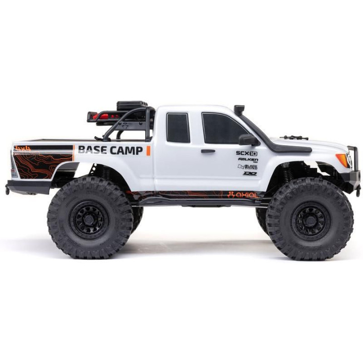 Axial SCX10 III Base Camp 4WD 1:10 RTR bílý