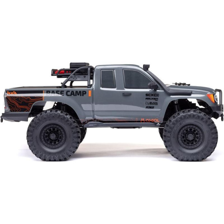 Axial SCX10 III Base Camp 4WD 1:10 RTR bílý