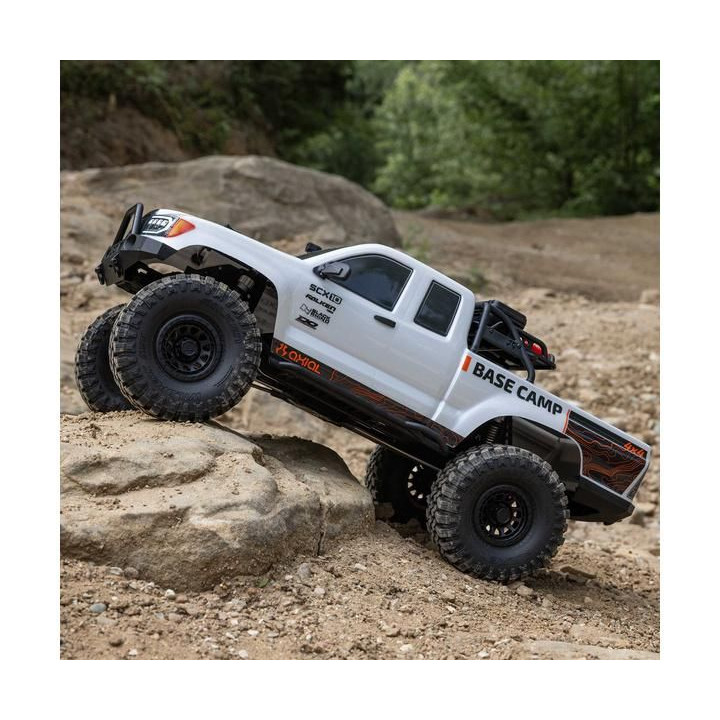 Axial SCX10 III Base Camp 4WD 1:10 RTR šedý