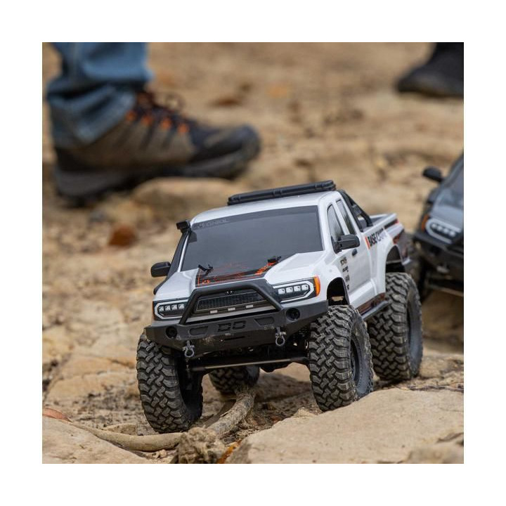 Axial SCX10 III Base Camp 4WD 1:10 RTR šedý