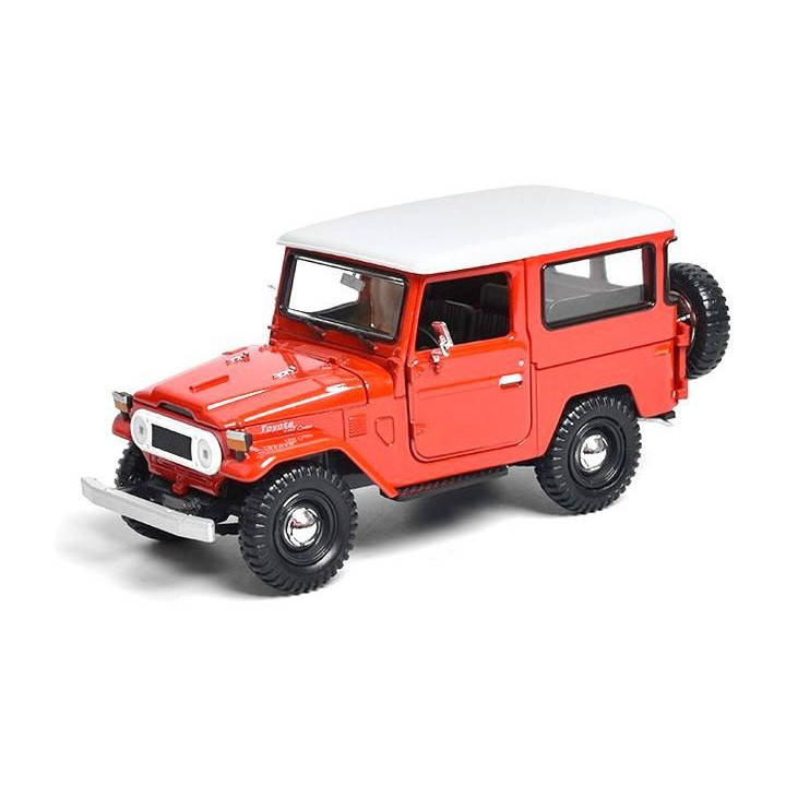 Maisto Toyota Land Cruiser FJ40 1960 1:36 oranžová