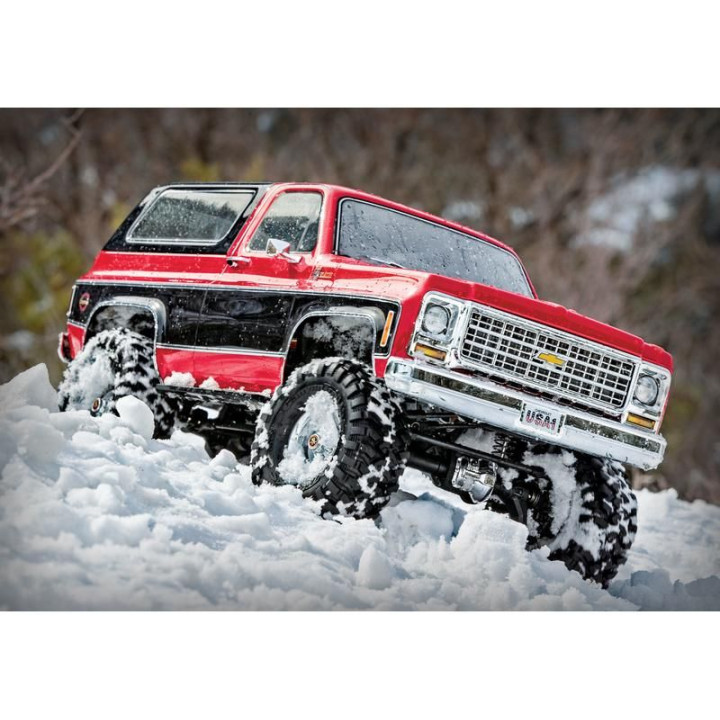 Traxxas TRX-4 Chevrolet K5 Blazer 1979 1:10 RTR červená