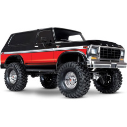 Expediční RC model auta TRX-4 Ford Bronco 1979 je replikou skutečného vozu v měřítku 1:10. Nově s detailní bezsponkovou karoserií s klasickým vzhledem ze 70-80 let. Výborné šasi TRX-4, dálkově řízená 2rychlostní převodovka, uzávěrky diferenciálů a...