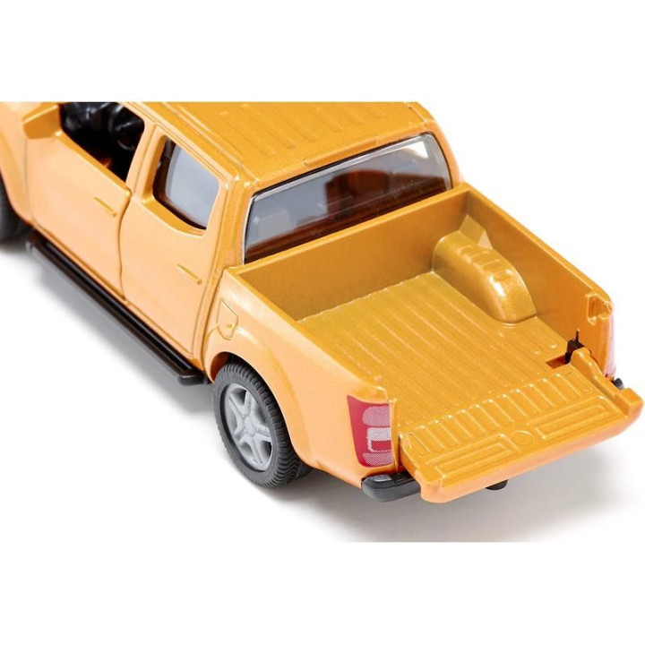 SIKU Super - Nissan Navara 1:50