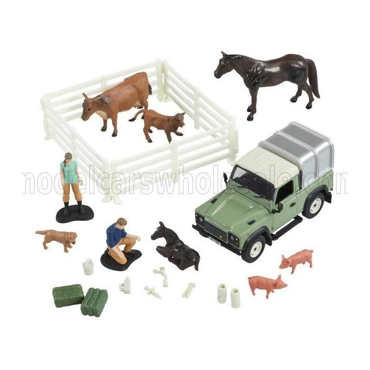 BRITAINS LAND ROVER LAND DEFENDER 90 PICK-UP CLOSED WITH ANIMALS AND FIGURES 1984 - GREEN SILVER 1/32