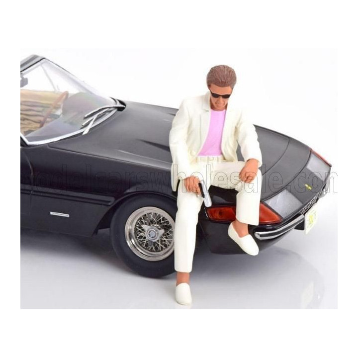 KK SCALE FIGURES SUNNY SITTING FOR FERRARI 365 GTB DAYTONA SPIDER OPEN 1969 - WHITE PINK 1/18