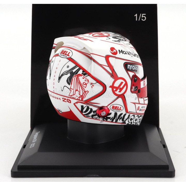 SPARK MODEL BELL HELMET F1  CASCO HELMET HAAS VF-23 TEAM MONEYGRAM HAAS N 20 SINGAPORE GP 2023 KEVIN MAGNUSSEN - WHITE RED 1/5