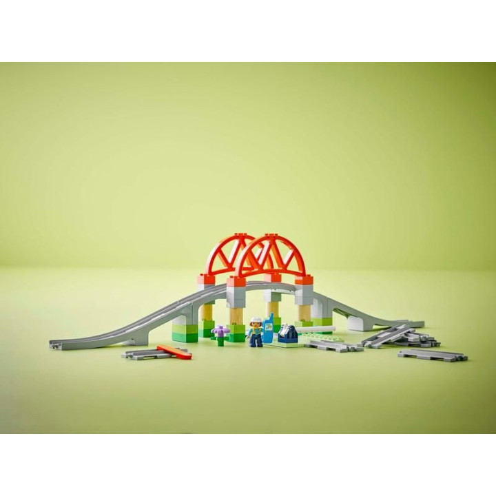 LEGO DUPLO - Železniční most a koleje – rozšiřující sada