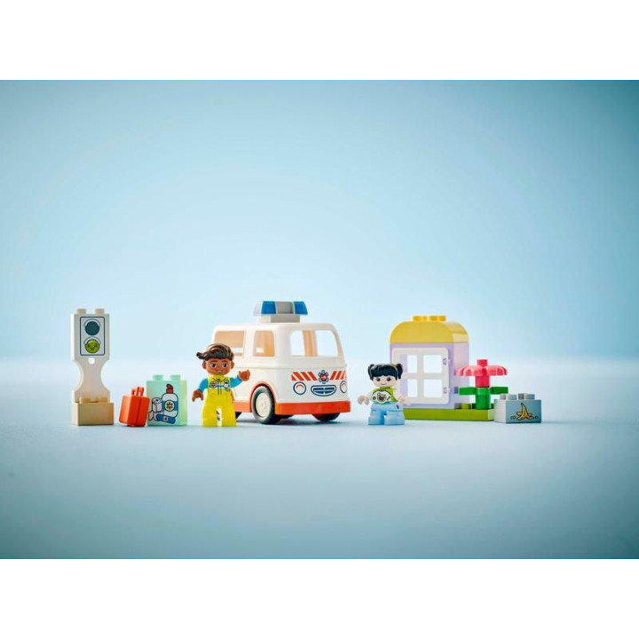 LEGO DUPLO - Sanitka a řidič