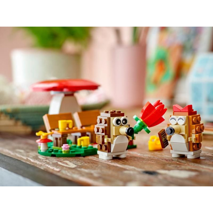 LEGO Iconic - Ježčí rande s piknikem