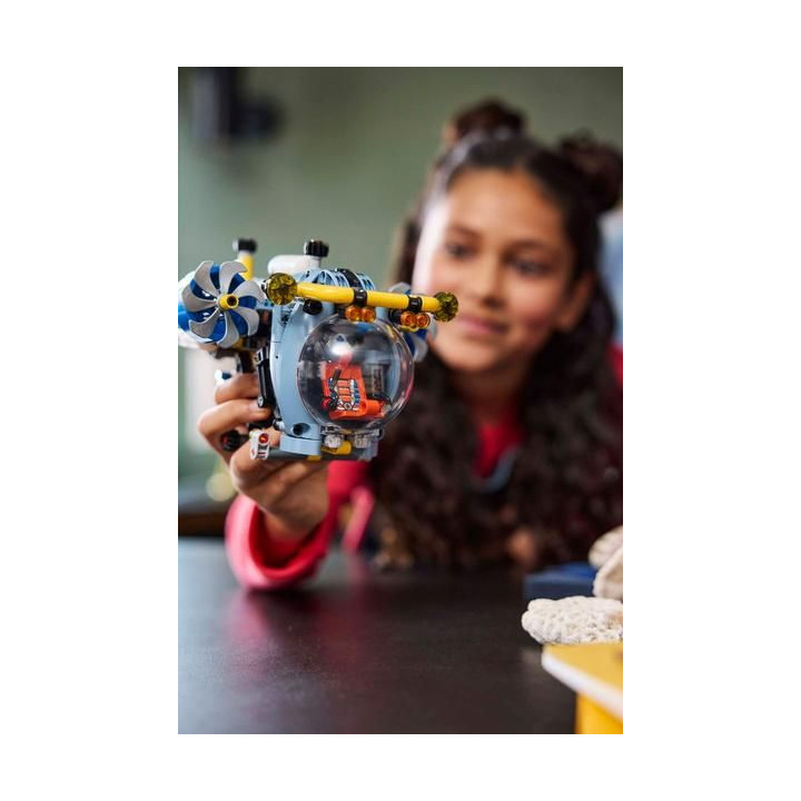 LEGO Technic - Hlubinná výzkumná ponorka