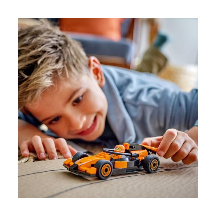 LEGO City - Jezdec F1® se závodním vozem McLaren