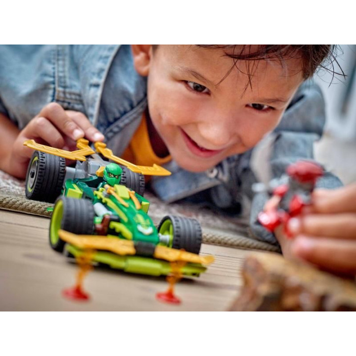 LEGO Ninjago - Lloydovo závodní auto s natahovacím motorem