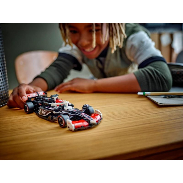 LEGO Speed Champions - Závodní auto MoneyGram Haas  F1® Team VF-24