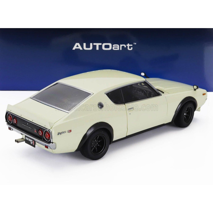 AUTOART NISSAN SKYLINE 2000 GT-R (KPGC110) COUPE 1973 - WHITE 1/18