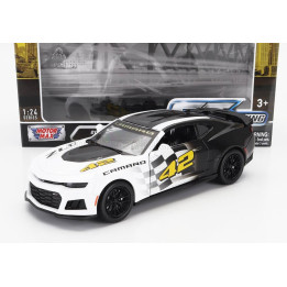 MOTOR MAX CHEVROLET CAMARO ZL1 N 42 RACING 2017 - WHITE BLACK 1/24