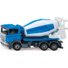 Kovový model domíchávače betonu v měřítku 1:87 od značky Siku. Model s nástavbou Liebherr na 3nápravovém podvozku Scania s modrou kabinou. Míchací válec lze otáčet. Nástavbu lze jako herní funkci naklonit. Pneumatiky jsou gumové. Vhodné pro hraní i sběratelství. Kvalitní zpracování z kovu a plastu.