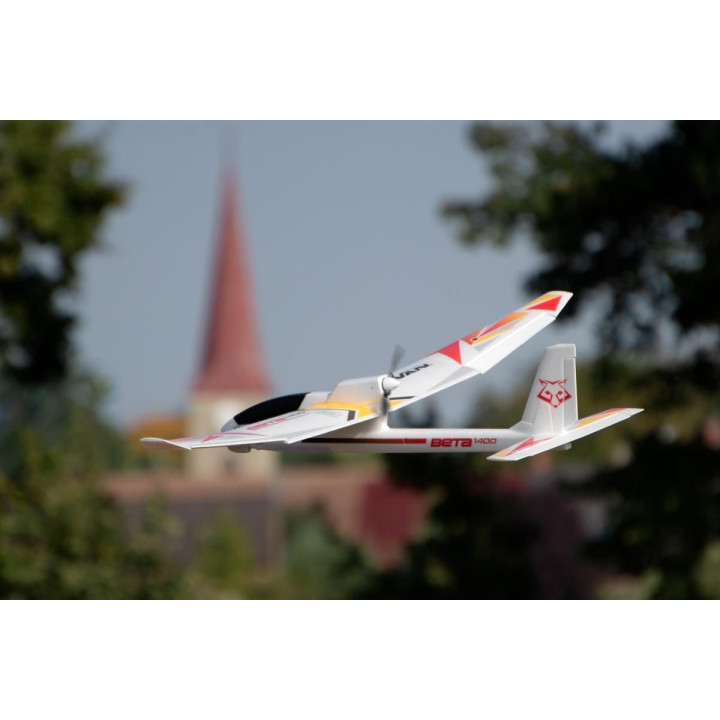 KAVAN Beta 1400 RTF - červená