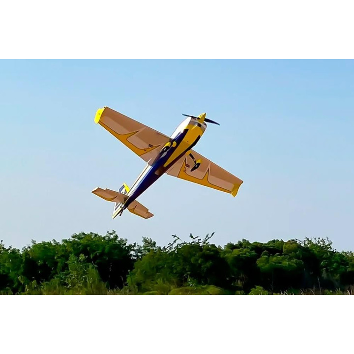 67" Extra NG ARF - červená 1,7m