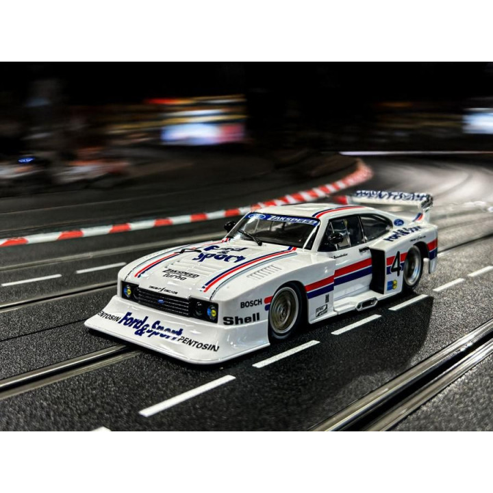 Auto Carrera D124 - 23996 Ford Capri Zakspeed