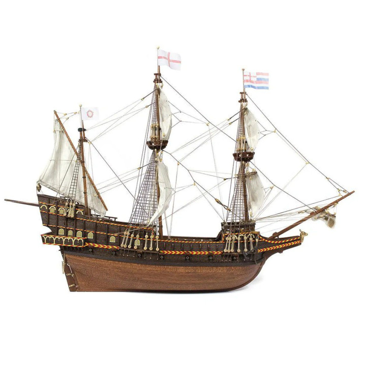 OcCre Golden Hind 1:85