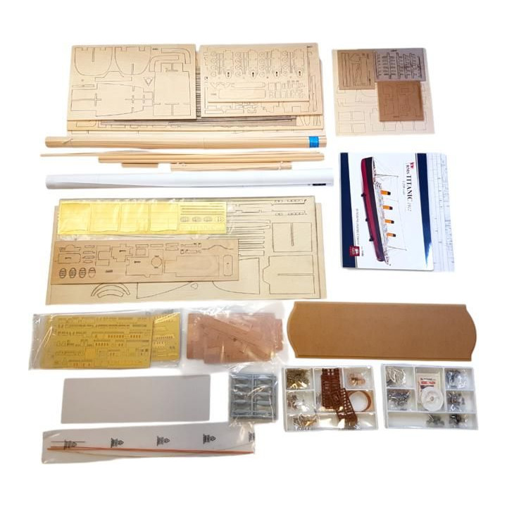 AMATI R.M.S. Titanic 1:250 kit (verze 2025)