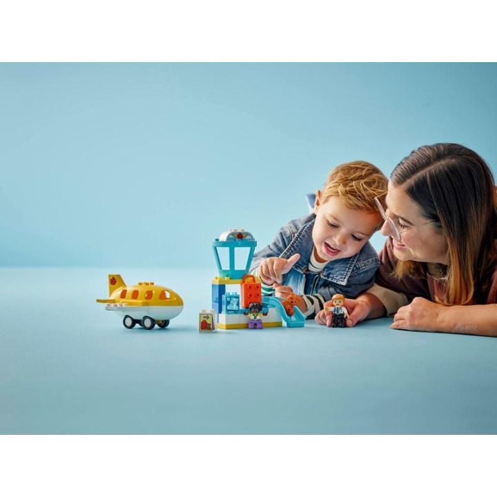 LEGO DUPLO - Poprvé na letišti