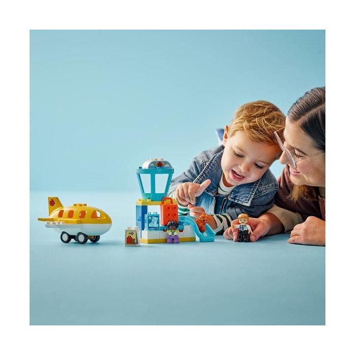 LEGO DUPLO - Poprvé na letišti