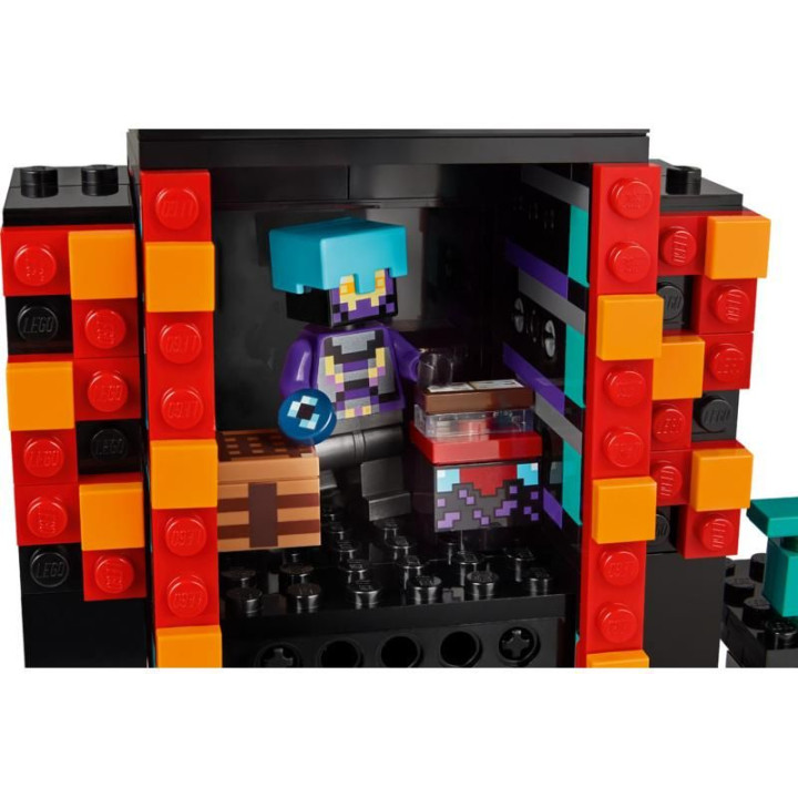 LEGO Minecraft - Endermanova věž