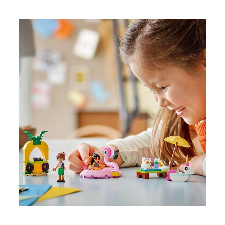 LEGO Friends - Zábava u bazénu s jednorožcem a plameňákem