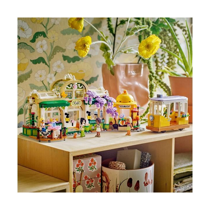 LEGO Friends - Kavárna plná rostlin a květinářství