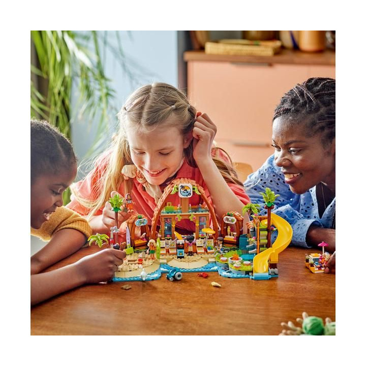 LEGO Friends - Rodinná dovolená u pláže