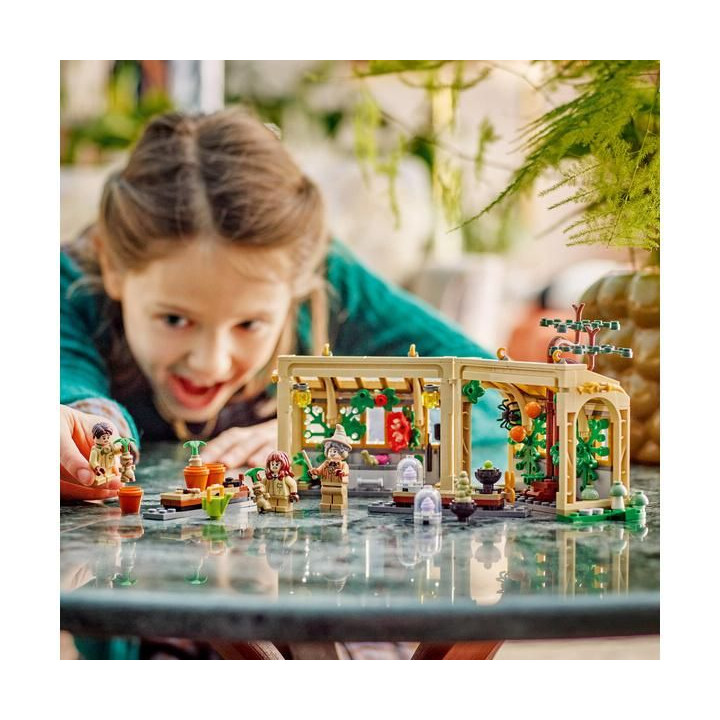 LEGO Harry Potter - Bradavický hrad: Hodina bylinkářství