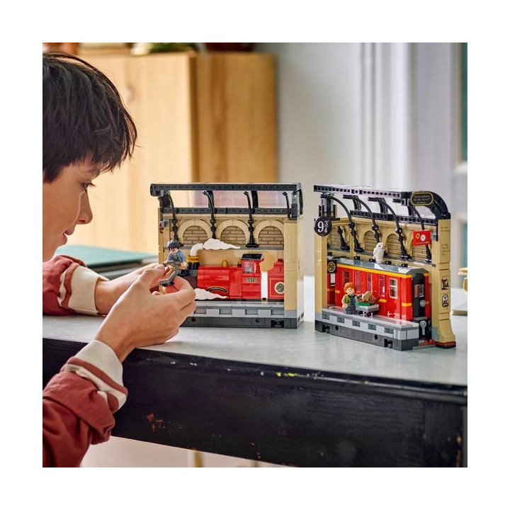 LEGO Harry Potter - Knižní zarážka: Spěšný vlak do Bradavic