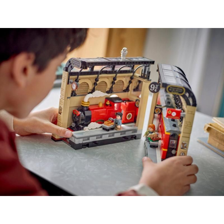 LEGO Harry Potter - Knižní zarážka: Spěšný vlak do Bradavic